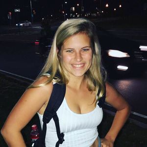 Meet your Posher, Hannah